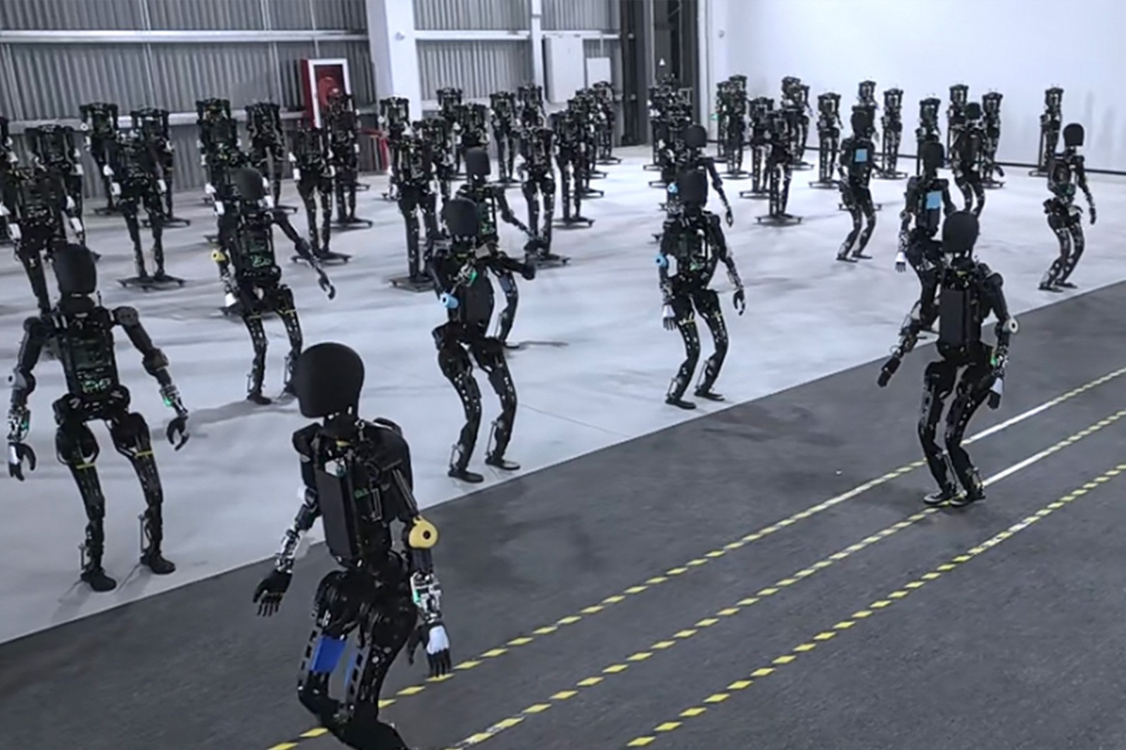 公海jcjc710开启通用机器人商用量产